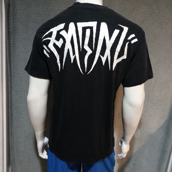 Fatal Crew T Shirt Graphic Black and White Print Sz Large - Picture 2 of 9